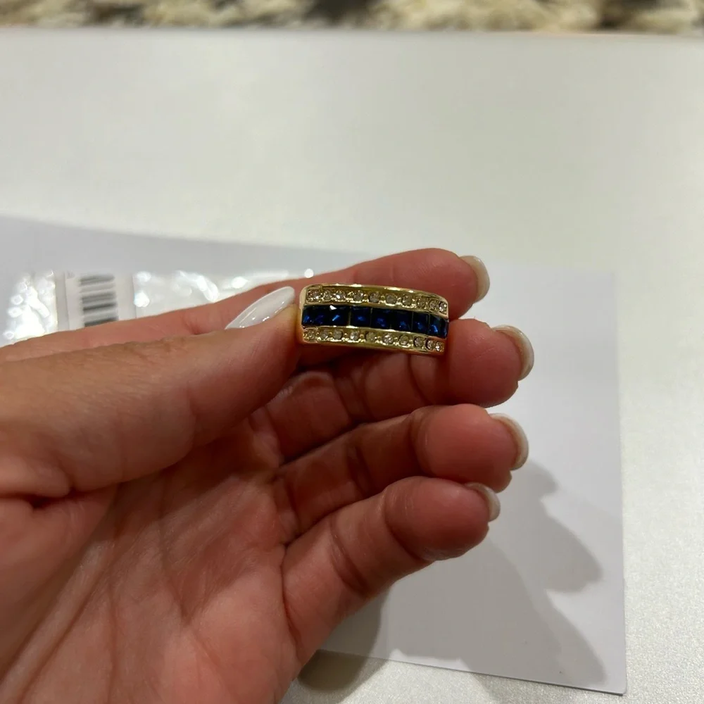 NWT- ElegantBand Ring Paved Rhinestone gold plated - Picture 7 of 7